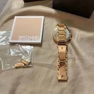Lavender/rose gold rhinestone Michael Kors watch Michael Kors Parker Purple Dial Rose Gold Steel Strap Watch  main image 2